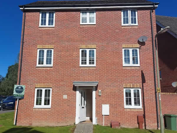 Modern five-bedroom detached house surveyed in Fareham, Portsmouth
