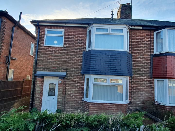 Semi-detached house inspected during Level 2 survey in Worksop, Nottinghamshire
